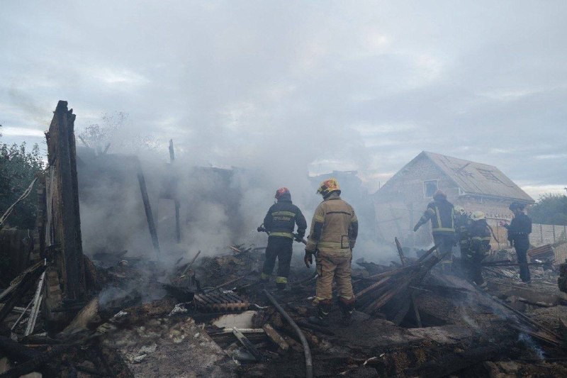 У Дніпрі з-під завалів дістали тіло загиблого, кількість поранених зросла до 5